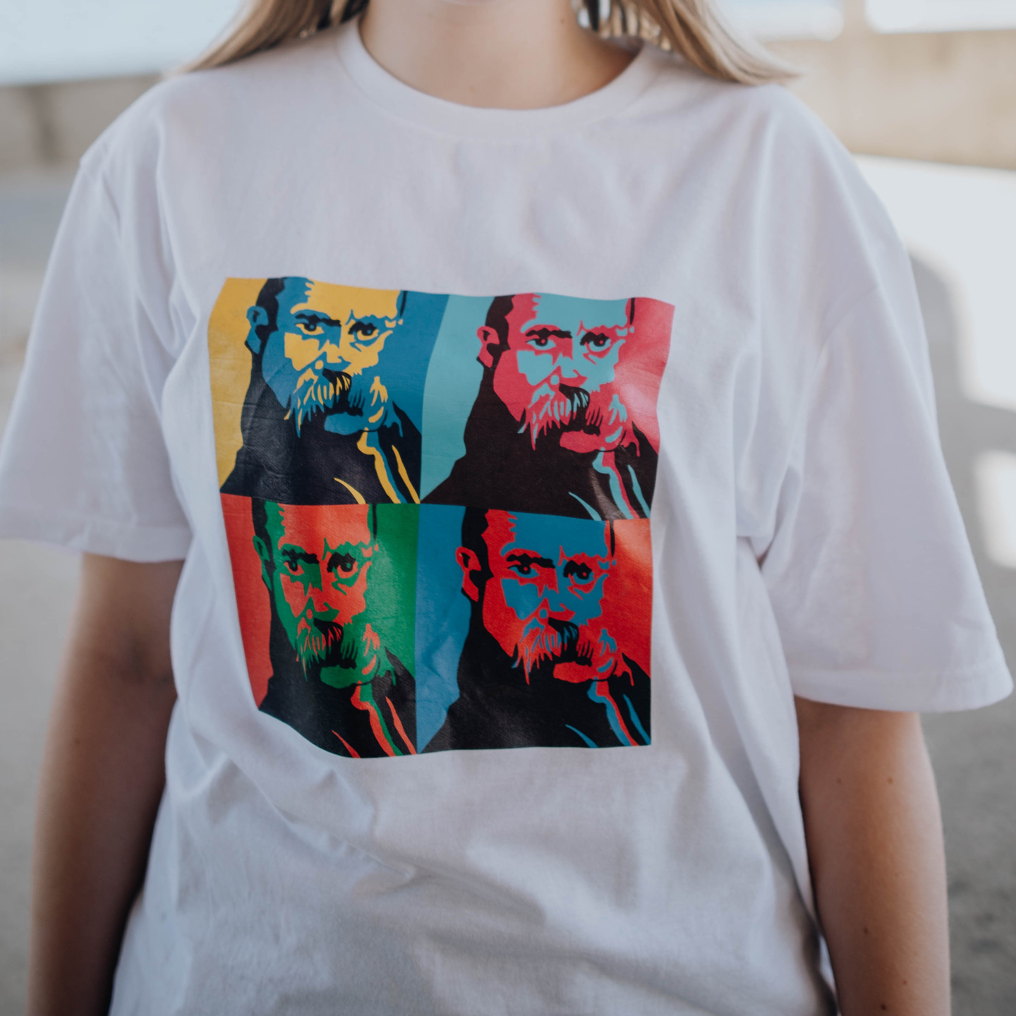 Футболка з принтом від студентів - шоб підкреслити свій стиль та стати голосом інклюзії